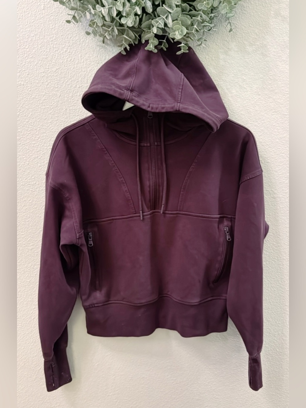 Cropped Maroon Hooded Pullover Sweatshirt